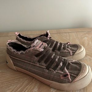 Women’s Rocket Dog slide on sneakers shoes